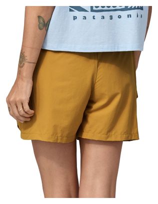 Pantalones cortos Patagonia Outdoor Everyday para mujer, amarillos