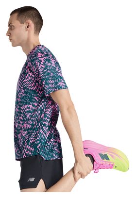 Camiseta de manga corta New Balance London Edition RC Essential Printed Rosa para hombre