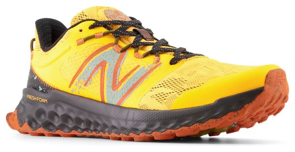 Chaussures de Trail Running New Balance Fresh Foam Garoe Jaune Noir