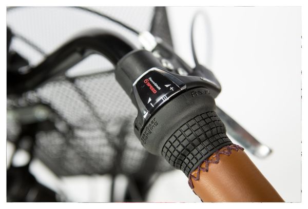 Velo de Ville Moma Bikes City Classic 26 SHIMANO 18V Noir Alltricks
