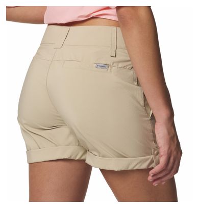 Columbia Women's Silver Ridge Utility Beige Shorts