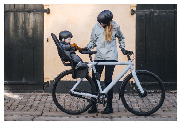 Thule Yepp 2 Maxi Rahmenmontierter Baby-Rücksitz Midnight Black