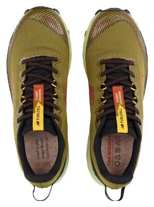 Chaussures de Trail Running New Balance Fuelcell Summit Unknown v4 Khaki