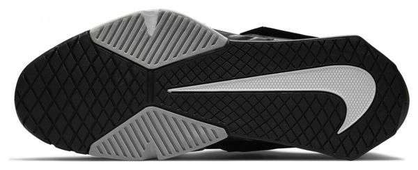 Pair of Shoes Nike Savaleos Black Unisex