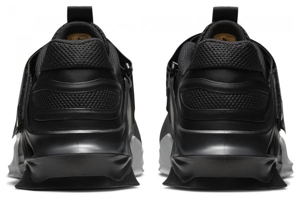 Pair of Shoes Nike Savaleos Black Unisex