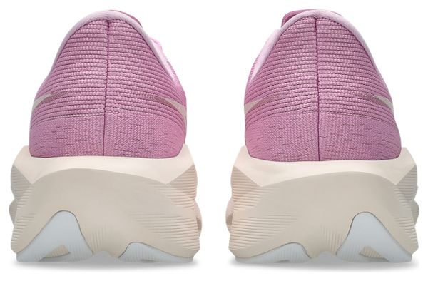 Zapatillas de running Asics Novablast 6 rosa para mujer. EMBARGO 01/07/2026