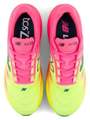 New Balance 1080 v15 TCS London Marathon hardloopschoenen voor heren, geel/roze