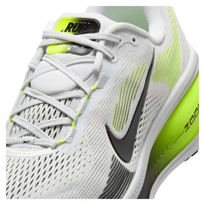 Nike Vomero 18 Running Shoes, White/Green, Men's