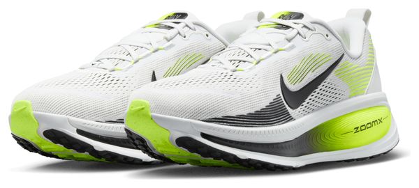 Nike Vomero 18 Running Shoes, White/Green, Men's