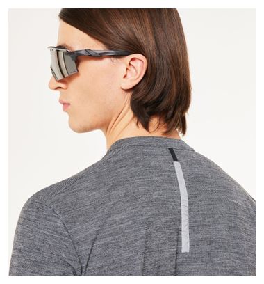 T-shirt Technique Oakley Off Grid Gris