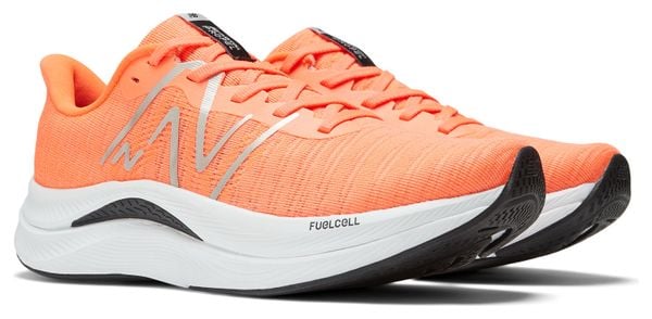 Hardloopschoenen New Balance Fuelcell Propel v4 Rood Dames