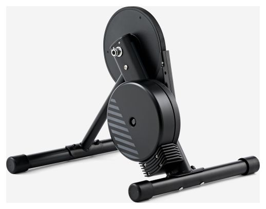 Entrenador conectado Van Rysel D500 con Zwift Cog y Click Black