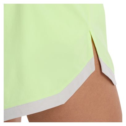 Pantaloncini New Balance RC Essential Gialli da donna