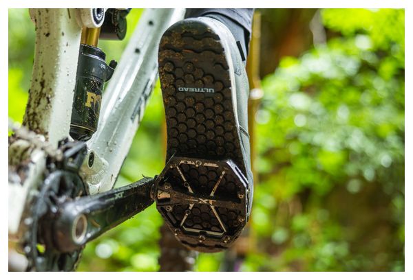 Pedales planos Shimano Deore XT PD-M8240, negros