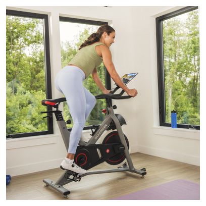Vélo de Biking Schwinn  IC3.5