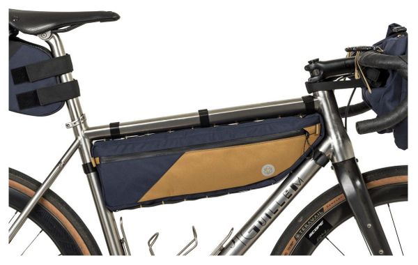 AGU Venture 5.5L Rahmentasche Blau Braun