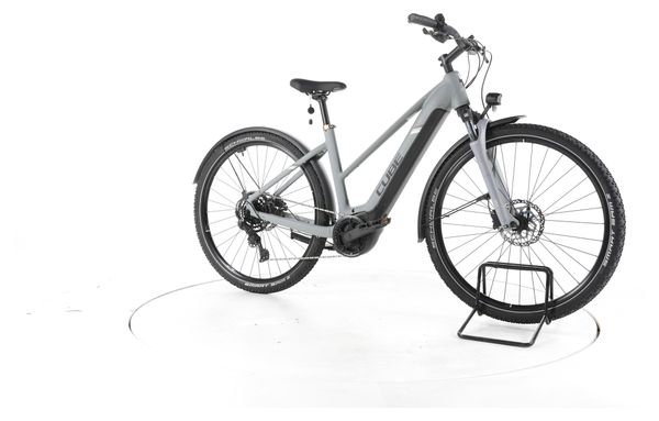 Produit reconditionné - Cube Nuride Hybrid E-Bike 2025 - Très Bon Etat