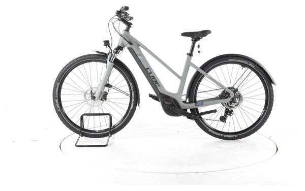 Produit reconditionné - Cube Nuride Hybrid E-Bike 2025 - Très Bon Etat