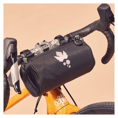 Borsa Da Manubrio Per Bicicletta 2L – Ultraleggera 93g, Impermeabile E Riflettente – Multiuso: Manubrio, Telaio, Sella O Tracolla – Per Bici Da Corsa, MTB, Gravel - 4