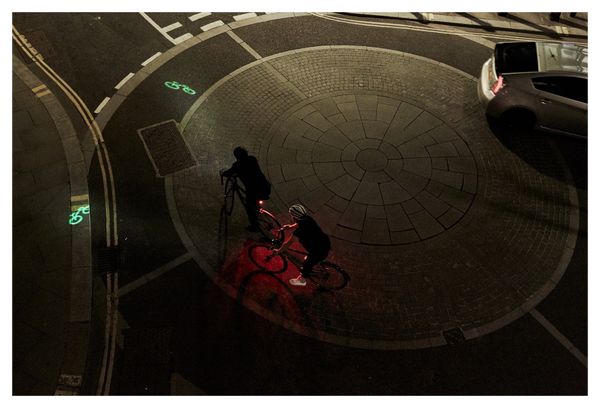Phare de vélo et Laser de signalisation Laserlight core
