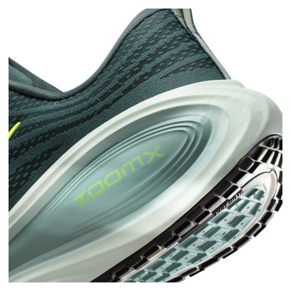 Nike Vomero Plus Laufschuhe Grün Herren
