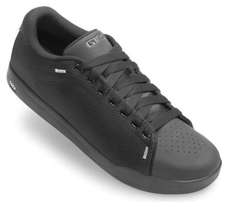 Pair of Giro DEED Shoes Black