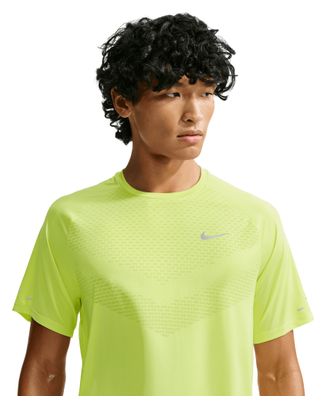T-Shirt Running Nike Stride Jaune Homme