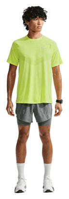 T-Shirt Running Nike Stride Jaune Homme