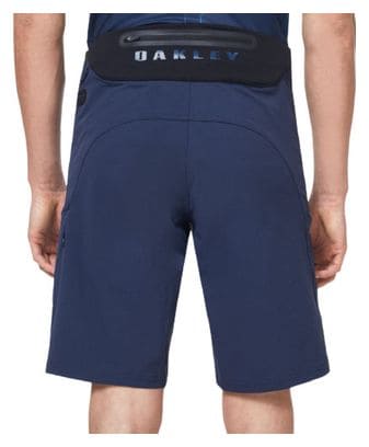 Oakley MTB Trail Shorts Schwarz Iris / Blau