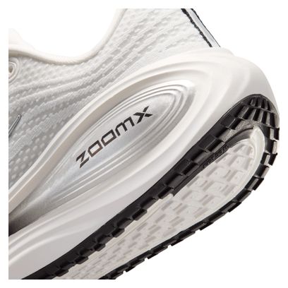 Nike Vomero Plus Women's Running Shoes - White/Silver
