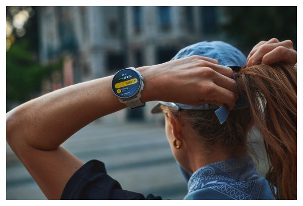 Suunto Race 2 GPS-Uhr Feder grau - weiß