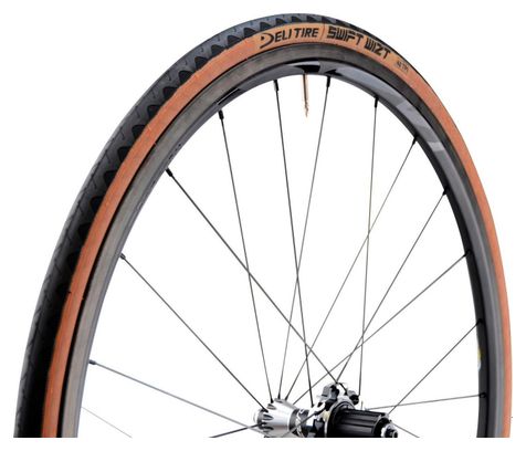 Pneu Vélo Route DELI 700 X 23c - Noir, Tringle Souple, 28 Pouces, Neuf