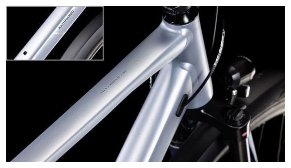 Cube Kathmandu Pro Trekkingfiets Shimano Cues 10S 700 mm Zilver 2025