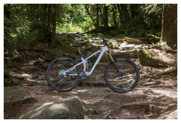 VTT Tout-Suspendu Cube Stereo One77 C:68X SLT 29 Sram X01 Eagle AXS 12V 29'' Blanc Flash
