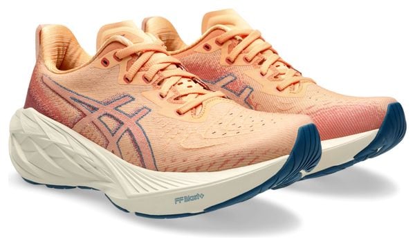 Asics Novablast 4 Koraal/Blauw Dames Hardloopschoenen