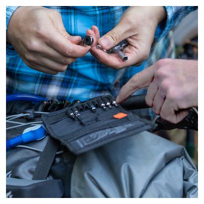 Blackburn Pochette avec Mini-Clé à Cliquets Big Switch Ratchet