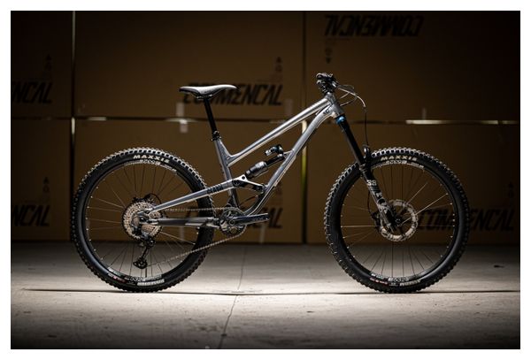 Commencal clash essential 2021 hotsell