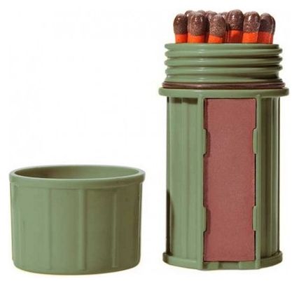 Boîte étanche allumettes étanches UCO Stormproof Match Kit
