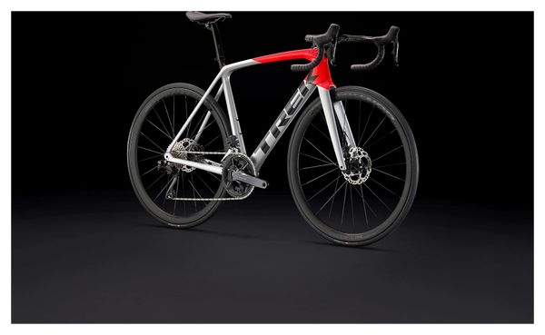 Trek Emonda SL 6 Pro Shimano 105 Di2 12V Lithium Quicksilver Road Bike Red 2023 Alltricks