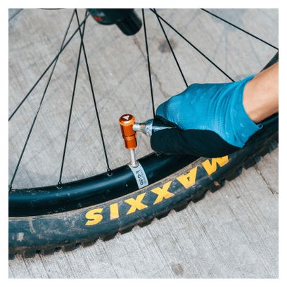 Tubeless Repair Kit + Schlagbolzen Co2 Granite Design Suture Aero Orange