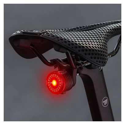 Feu Arrière de Vélo 4 Modes Intelligent Détection Avertissement Lampe