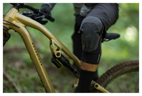 Rockrider Feel D_Strong D30 Kniebrace Zwart