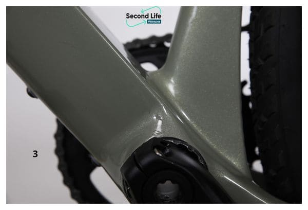 Producto reacondicionado - Bicicleta eléctrica de gravilla 3T Exploro RaceMax Boost Dropbar Shimano GRX 11V 250 Wh 700 mm Blanco Satinado Verde Caqui 2022