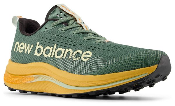 New Balance FuelCell SuperComp Trail Schuhe Grün/Orange Herren