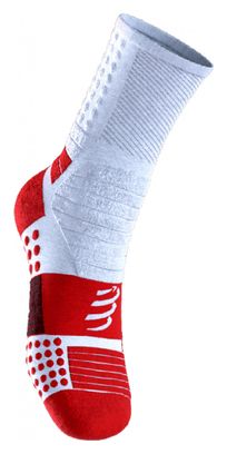 Par de calcetines Compressport Pro Marathon blanco / rojo