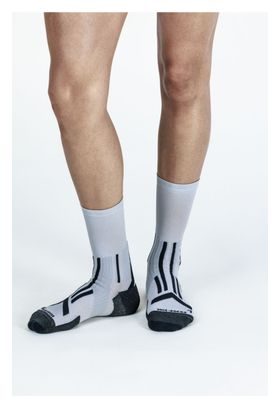 Chaussettes X-Socks Trailrun Perform Crew Gris Noir