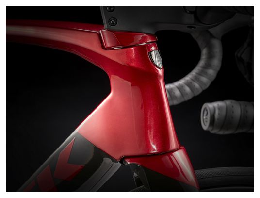 Bici da strada Trek Madone SLR 7 Disc Shimano Ultegra Di2 Carbon Smoke / Crimson 2021