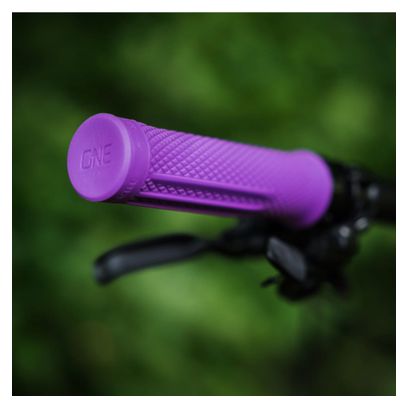 Paire de Grips OneUp Lock-On Violet