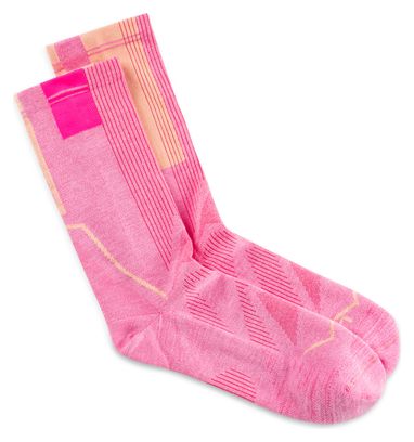 Buff Coolnet Crew CC Pink Socks