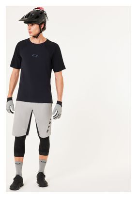 Oakley Free Ride Skin Shorts Grigio